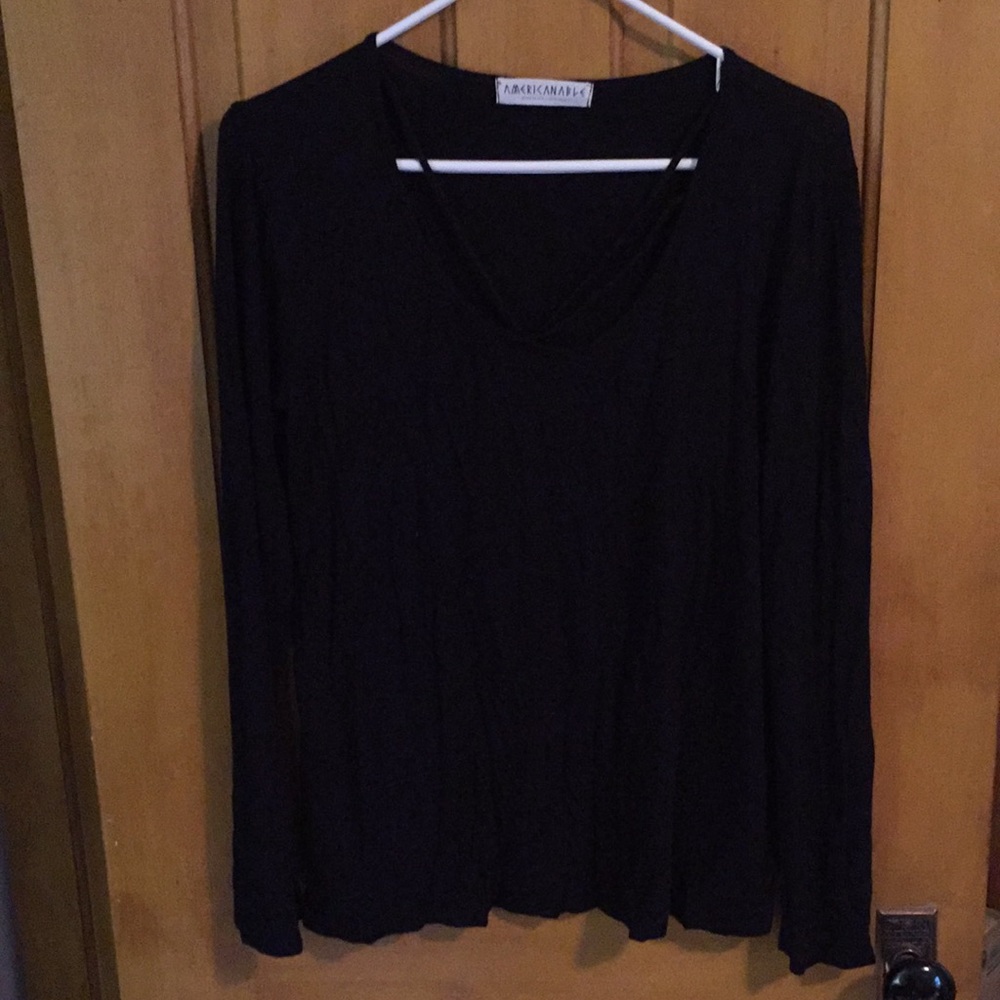 Long sleeve T-shirt decorative neckline